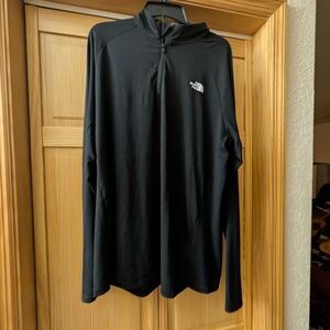 The North Face Lightweight Quarterzip
